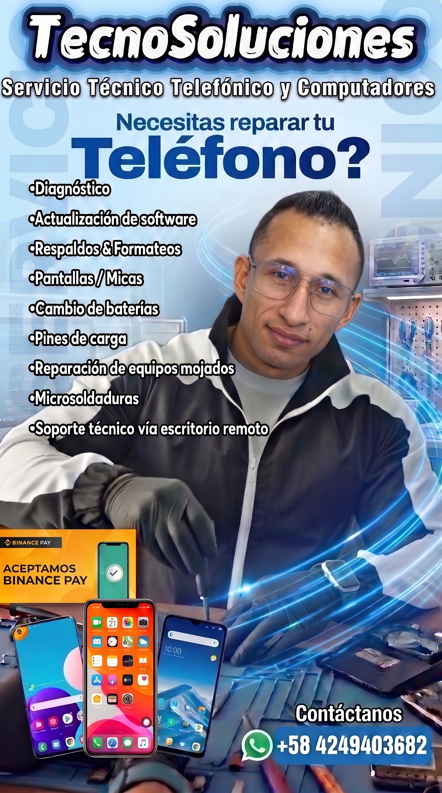 Técnico de TecnoSoluciones reparando teléfonos y computadoras en Ciudad Bolívar